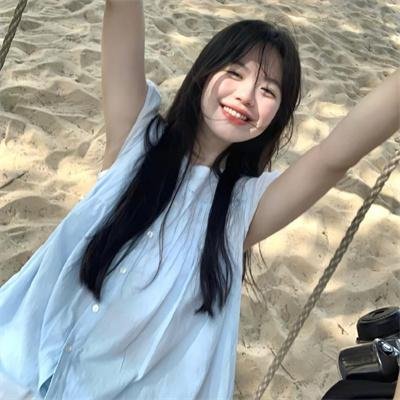 在此一群